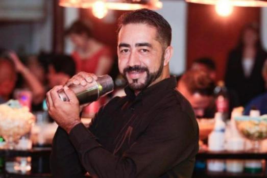 Edgar Alexandre, com sua marca Carpe Diem Bartenders, recebe sempre muitos aplausos pelo seu trabalho talentoso