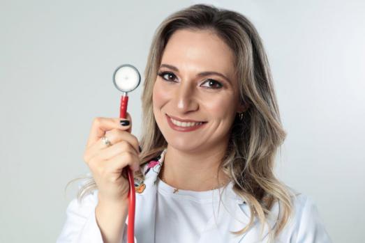 Médica pediatra Maria Amália Isaac Panício Lopes tem seu nome no rol dos conceituados profissionais da saúde de Franca