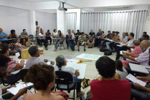 Reunião realizada pelos membros do Conselho Municipal de Política Cultural em Franca