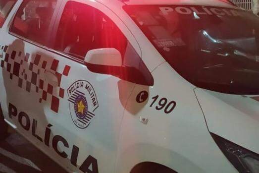 Mulher foi autuada por tentativa de homicídio