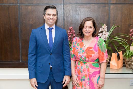 Luciano Mendes assume a prefeitura do campus Luiz de Queiroz e Mari de Fátima Fiore como  vice-prefeita