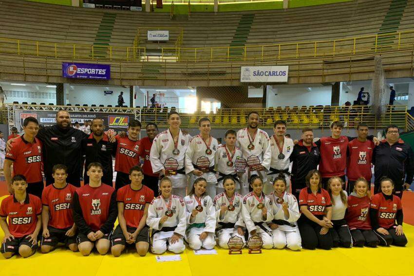 Equipe do Sesi-SP faturou dez medalhas, no último final de semana, na etapa final do Campeonato Paulista Sub-21, em São Carlos