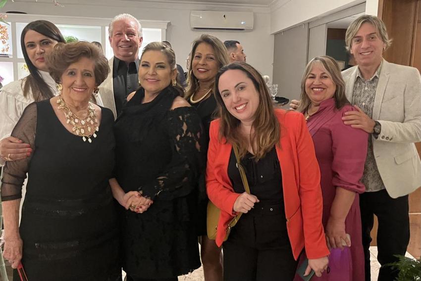 Francanos na inauguração: Renata Ferreira, Horaide Martins, Noedi e Samuel de Freitas, Heloisa Giacomelli, Marilisa Meleti, Ana Maria Chagas e Well
