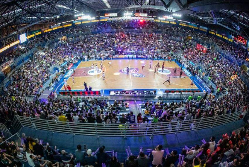 Torcida esgota ingressos de arquibancada para jogo 4 da final do NBB entre  Franca e São Paulo, nbb