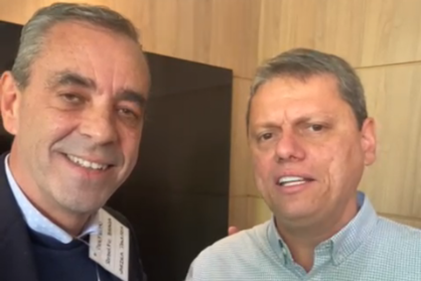 O prefeito de Várzea Paulista, Rodolfo Braga, e o Governador Tarcísio de Freitas