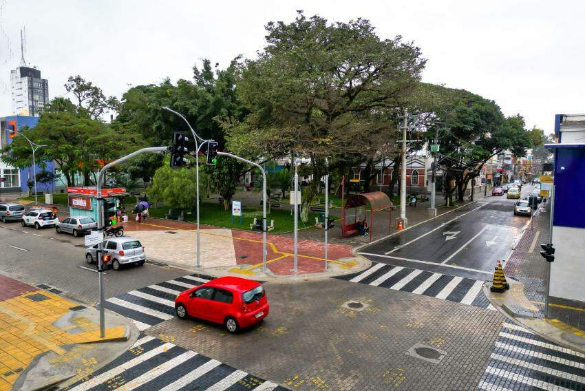 Praças do centro de São José dos Campos serão revitalizadas