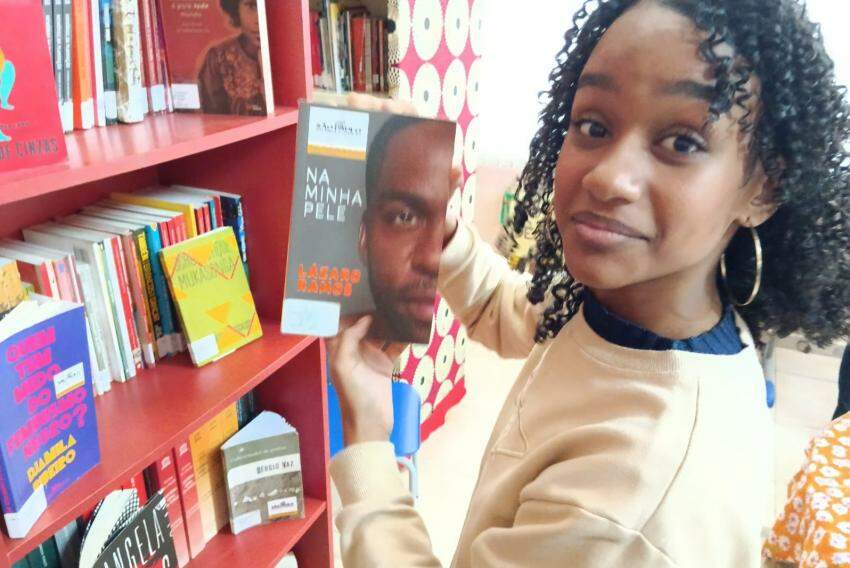 Membros do Black Girls pretendem continuar firmes na exaltação da luta pelo reconhecimento à literatura negra