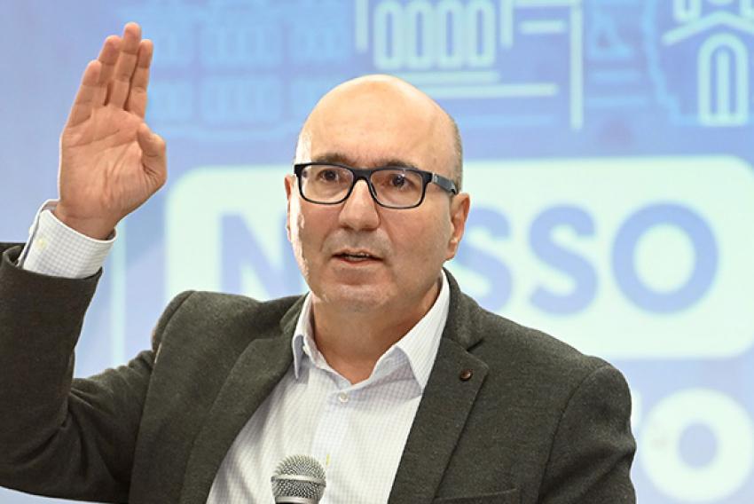 Prefeito de Campinas responde às críticas de Lula sobre a casa embrião