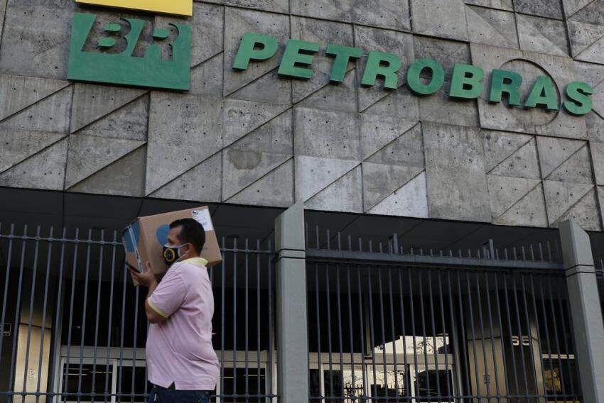 Petrobras anunciou nesta quarta-feira (19) que reduzirá em 7,1% o preço do gás natural vendido a distribuidoras de gás canalizado