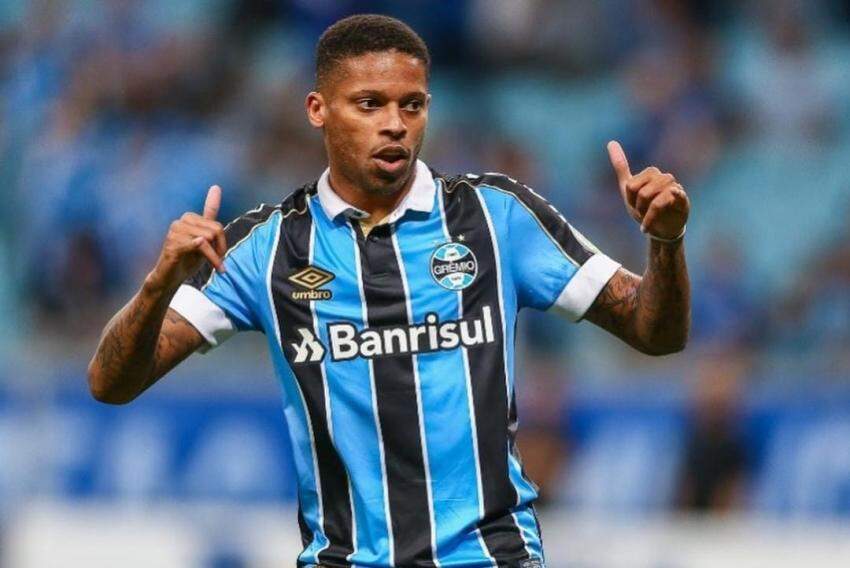 André acumula passagens por Santos, Sport, Corinthians e Grêmio