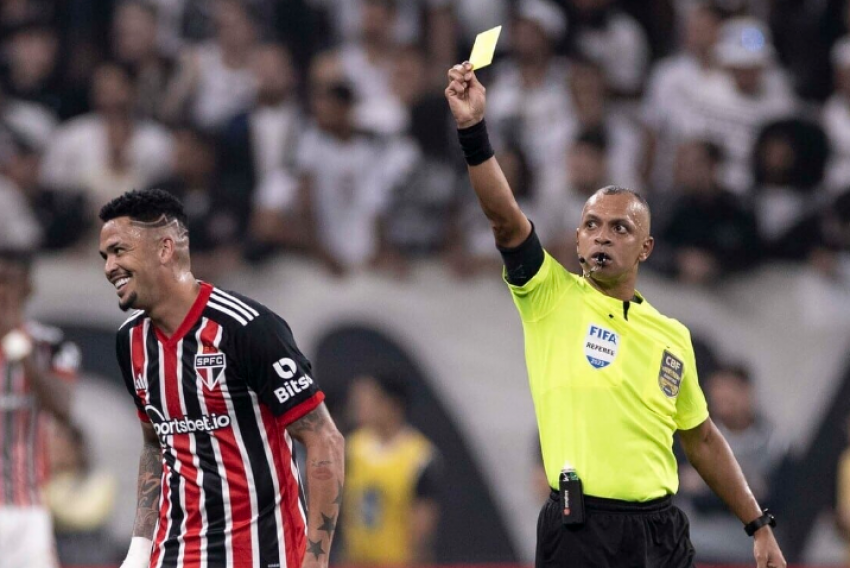 A regra diz que a comemoração não deve ser excessiva, provocativa, debochada ou inflamatória