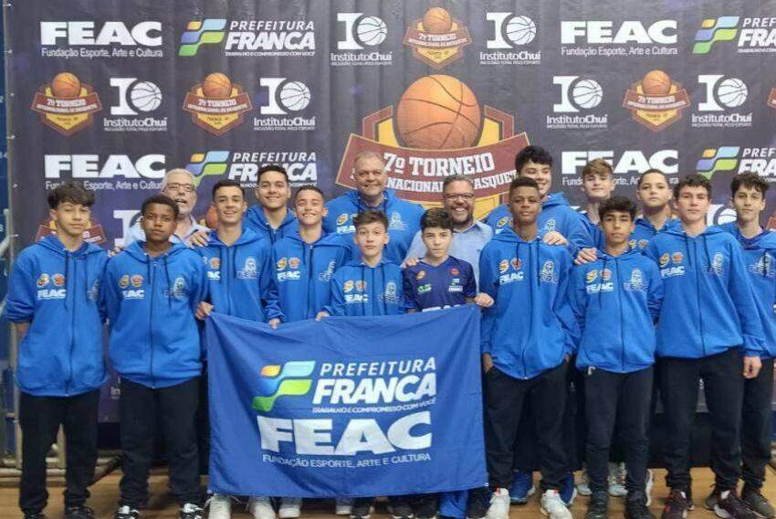 Equipe do Feac Franca foi campeã do sub14 série prata