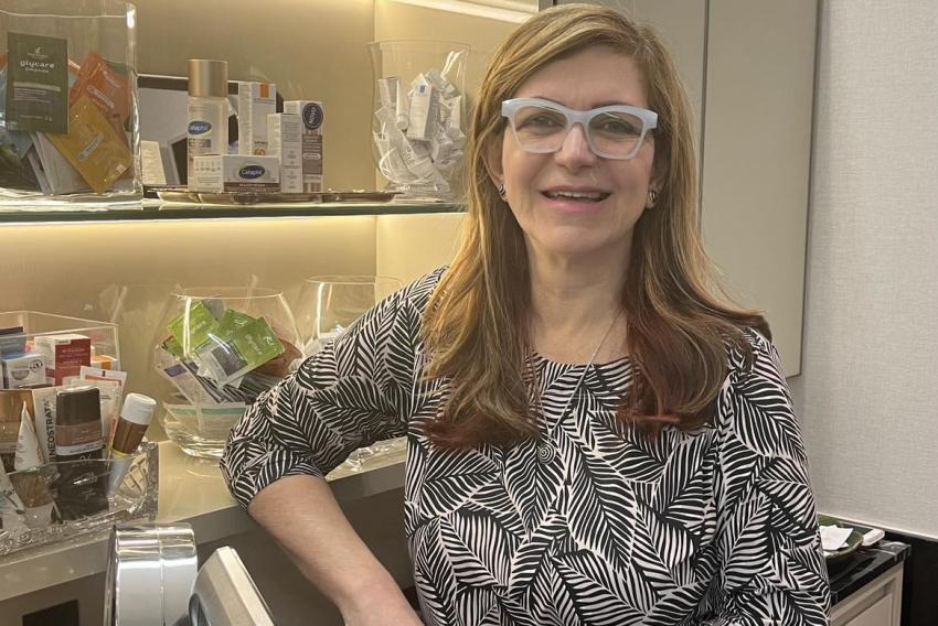 A dermatologista Rita Moscardini acaba de repaginar sua clínica que é a mais elegante da cidade do Relógio do Sol