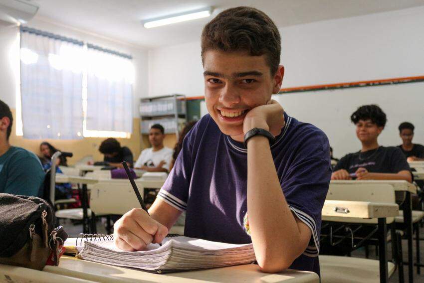 Theo Fellipe Marioto de Moraes, 14 anos, aluno medalhista da EMEF Monsenhor Evaristo Campista César