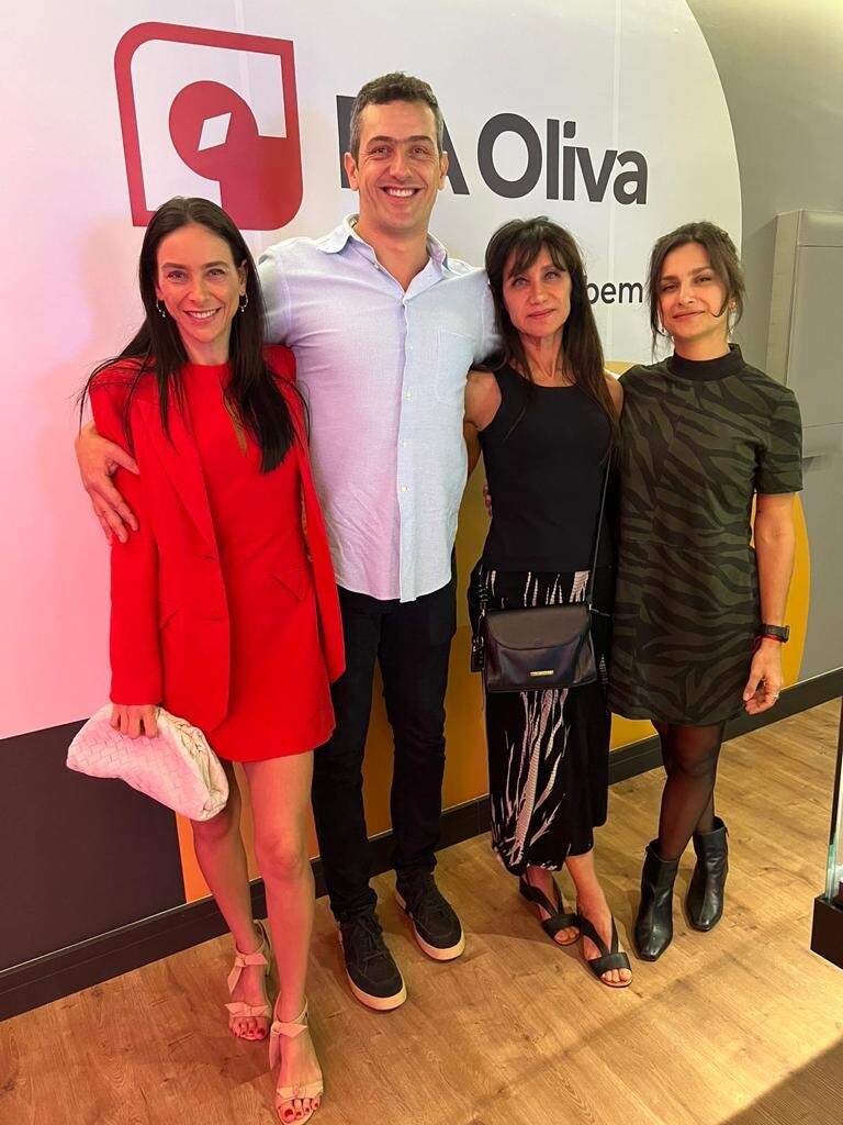 Ana, Paulo, Regina e Rita Oliva