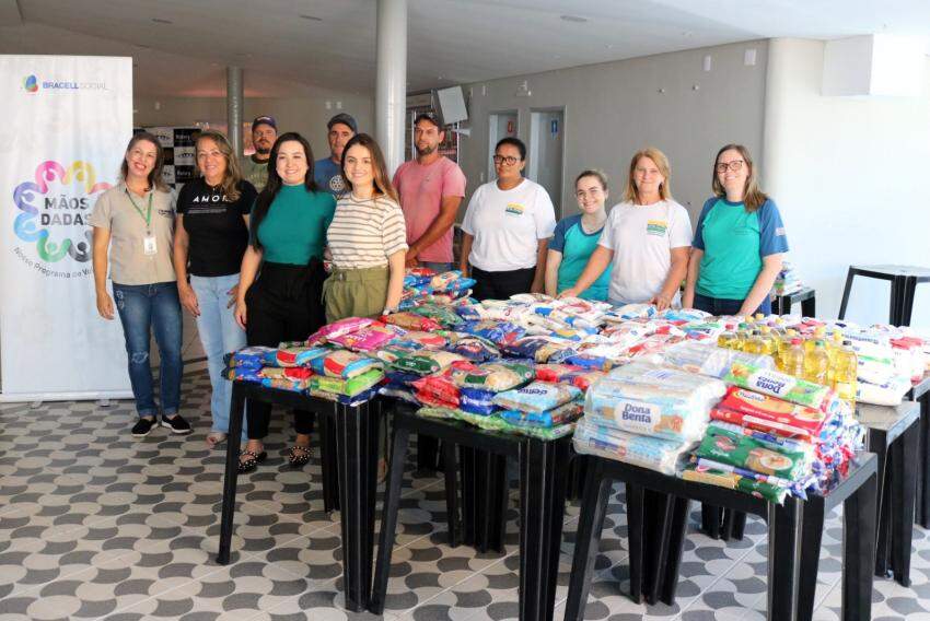 Ação envolveu os colaboradores da empresa e seus familiares; alimentos arrecadados foram doados aos fundos sociais das cidades de Lençóis Paulista, Macatuba e A