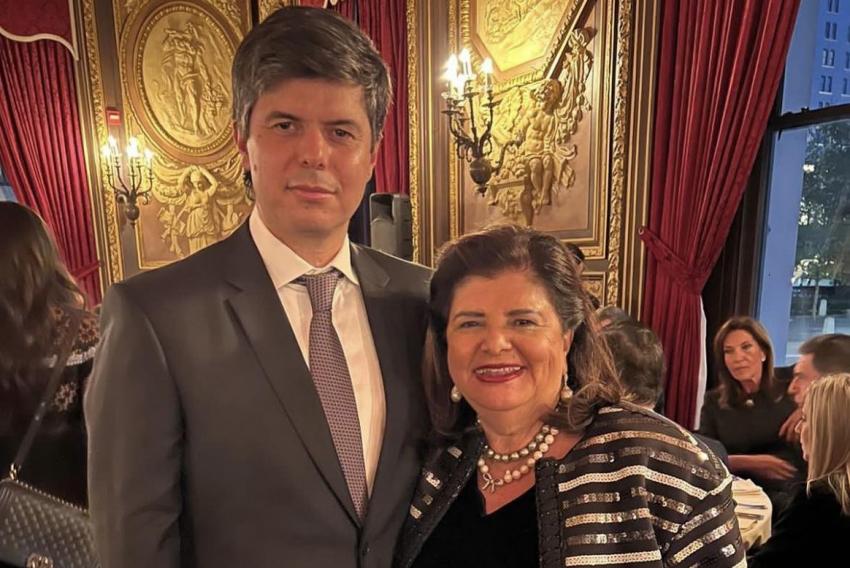 CEO do Magalu, Frederico Trajano, com sua mãe Luiza Helena Trajano, presidente do Cons. Adm. do Magazine Luiza