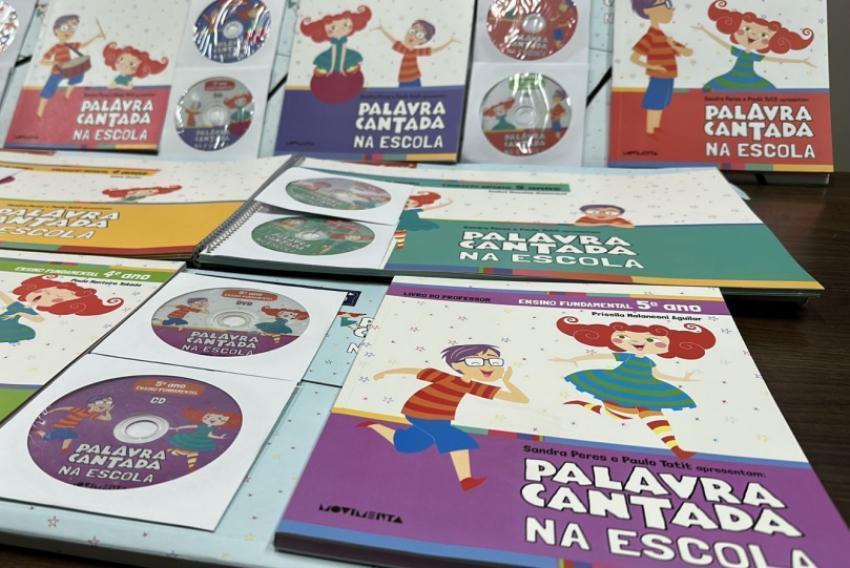Material Palavra Cantada, adquirido no ano passado, até hoje não foi totalmente implementado em Bauru
