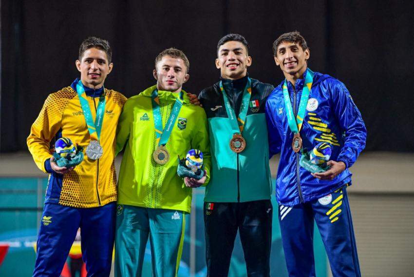 Sinopenses conquistam ouro em campeonato sul americano de Xadrez