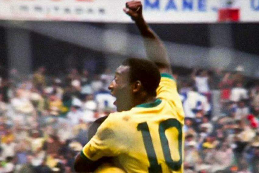 Pelé, considerado o maior jogador de futebol de todos os tempos