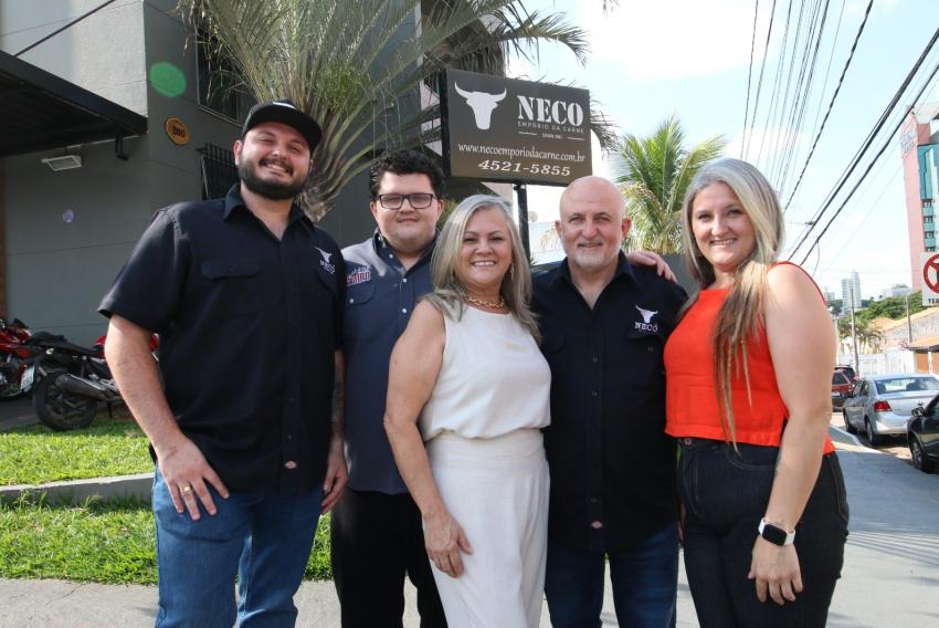 Família Cassaro: Luciana, Larry e os filhos Larissa, Lucas e Lincoln