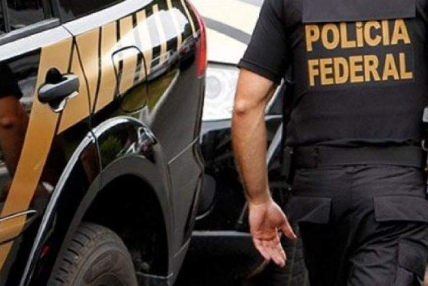 Homem foi detido por agente da Polícia Federal