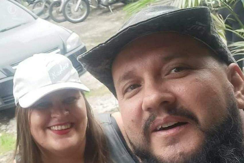 Marido de Cindy, Marcelo Souza, estava ao seu lado quando o acidente aconteceu. Ele está interado em estado grave