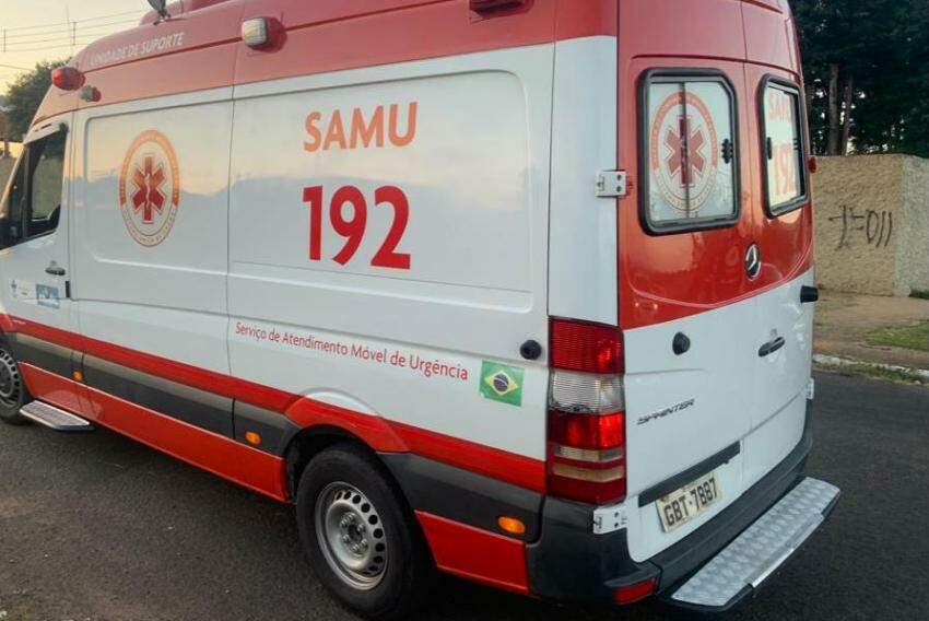 Samu foi acionado na manhã desta quarta-feira para socorrer a vítima, que foi atingida durante a madrugada