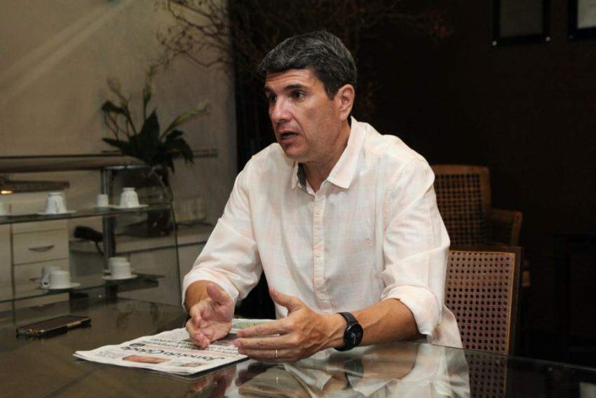 O ex-prefeito Bola (PSDB) durante conversa com o JC, nesta terça