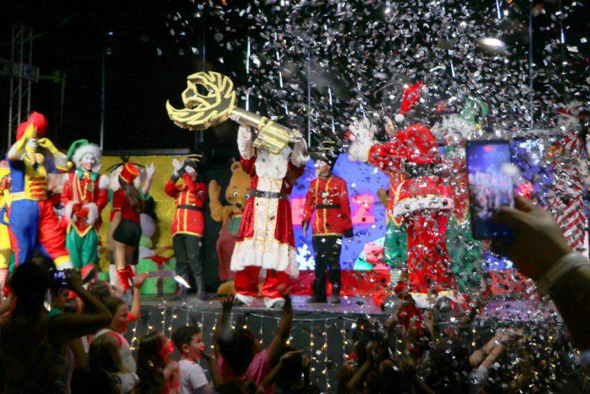 Parada de Natal acontece neste sábado na Av. Francisco Glicério 