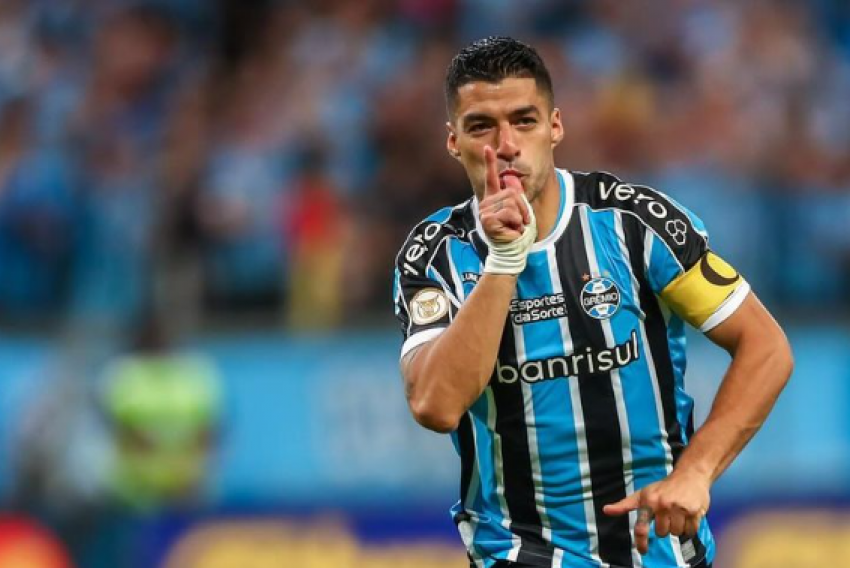 Suárez marcou logo no 1º minuto do segundo tempo