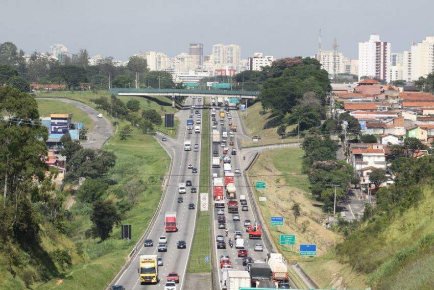 Este reajuste é menor em comparação com a inflação de 28,40% registrada desde a última revisão tarifária, em janeiro de 2020.
