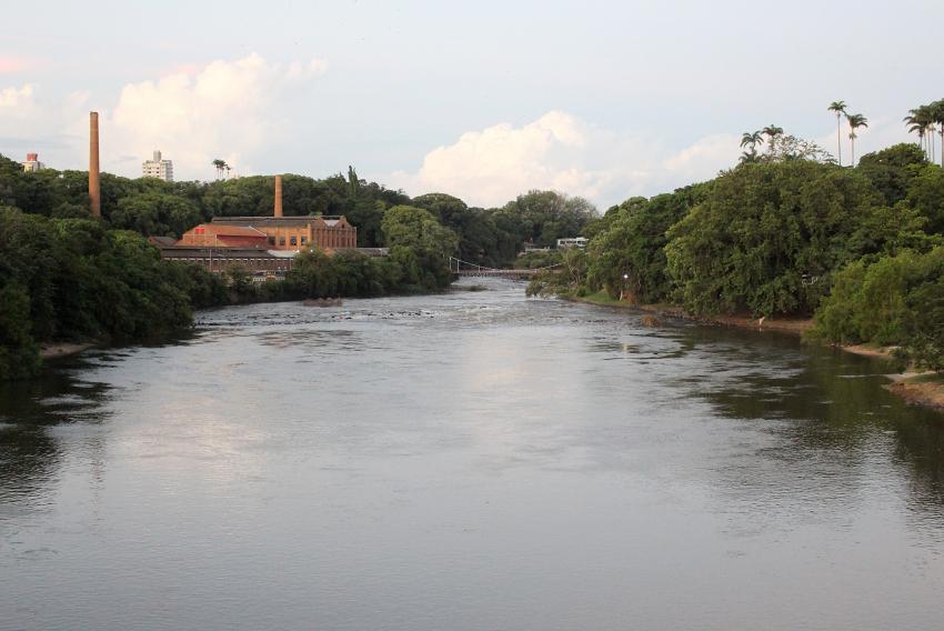 Locais onde a profundidade do rio pode chegar a dez metros