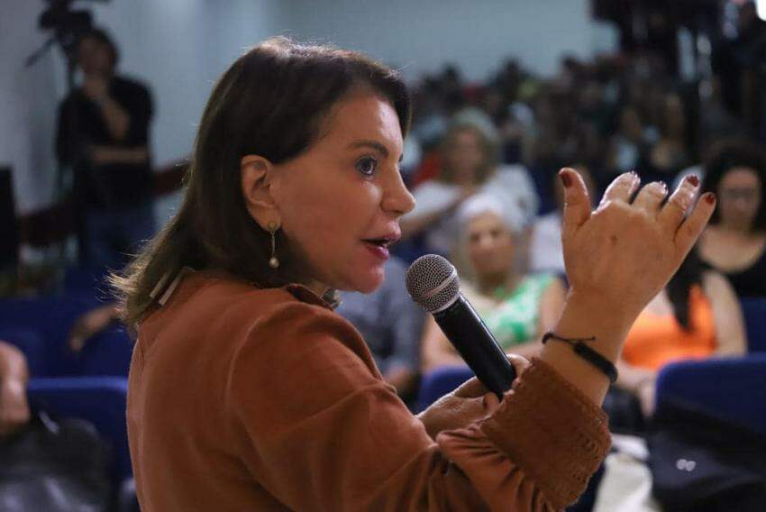 A deputada piracicabana Professora Bebel que é pré-candidata à prefeita, trará para a disputa toda experiência acumulada nos mais de 35 anos de vida pública.