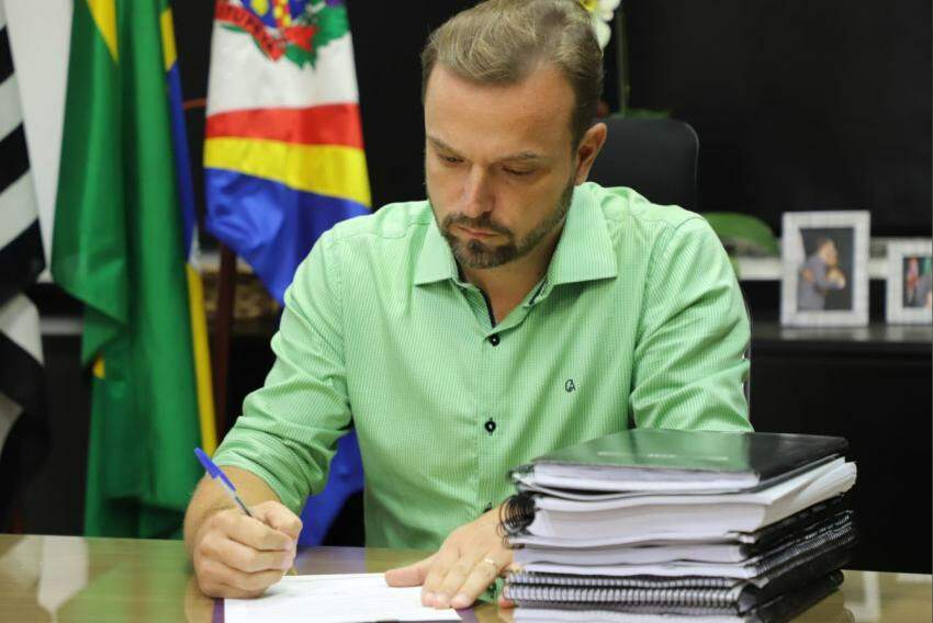 O prefeito anunciou a criação do Comitê de Gestores de Transição Governamental, que será liderado pelo vice-prefeito Isaque Messias