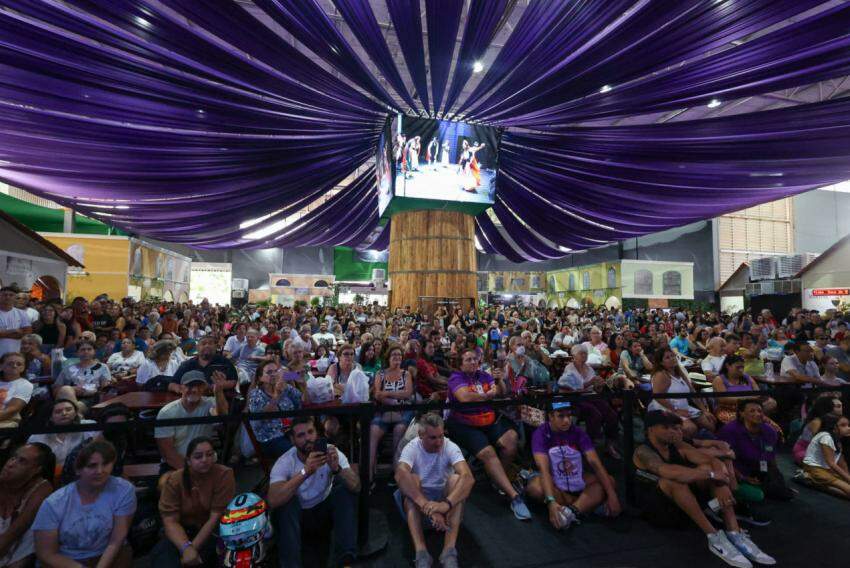 Mais de 55 mil pessoas aproveitam o segundo final de semana da Festa da Uva