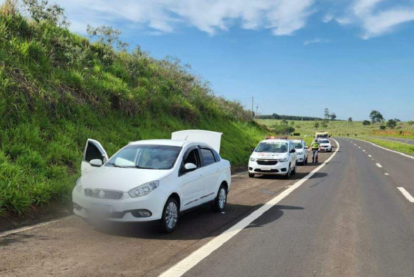 Fiat Siena foi roubado de segurança em Ibitinga, que foi esfaqueado durante o crime