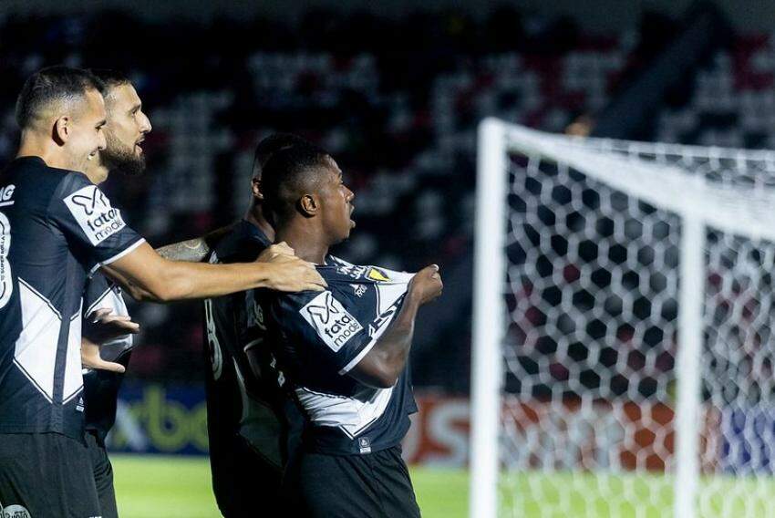 Ponte Preta venceu Botafogo, por 3 a 0, na Arena EuroBike, em Ribeirão Preto