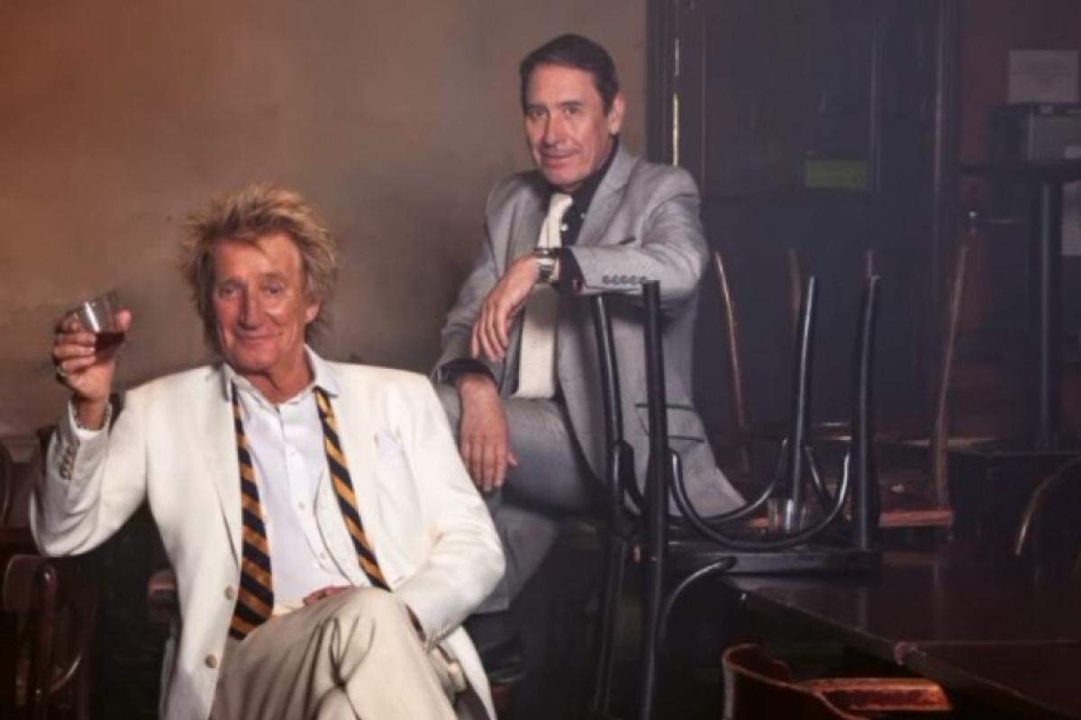 Rod Stewart e Jools Holland lançam o álbum 'Swing Fever'