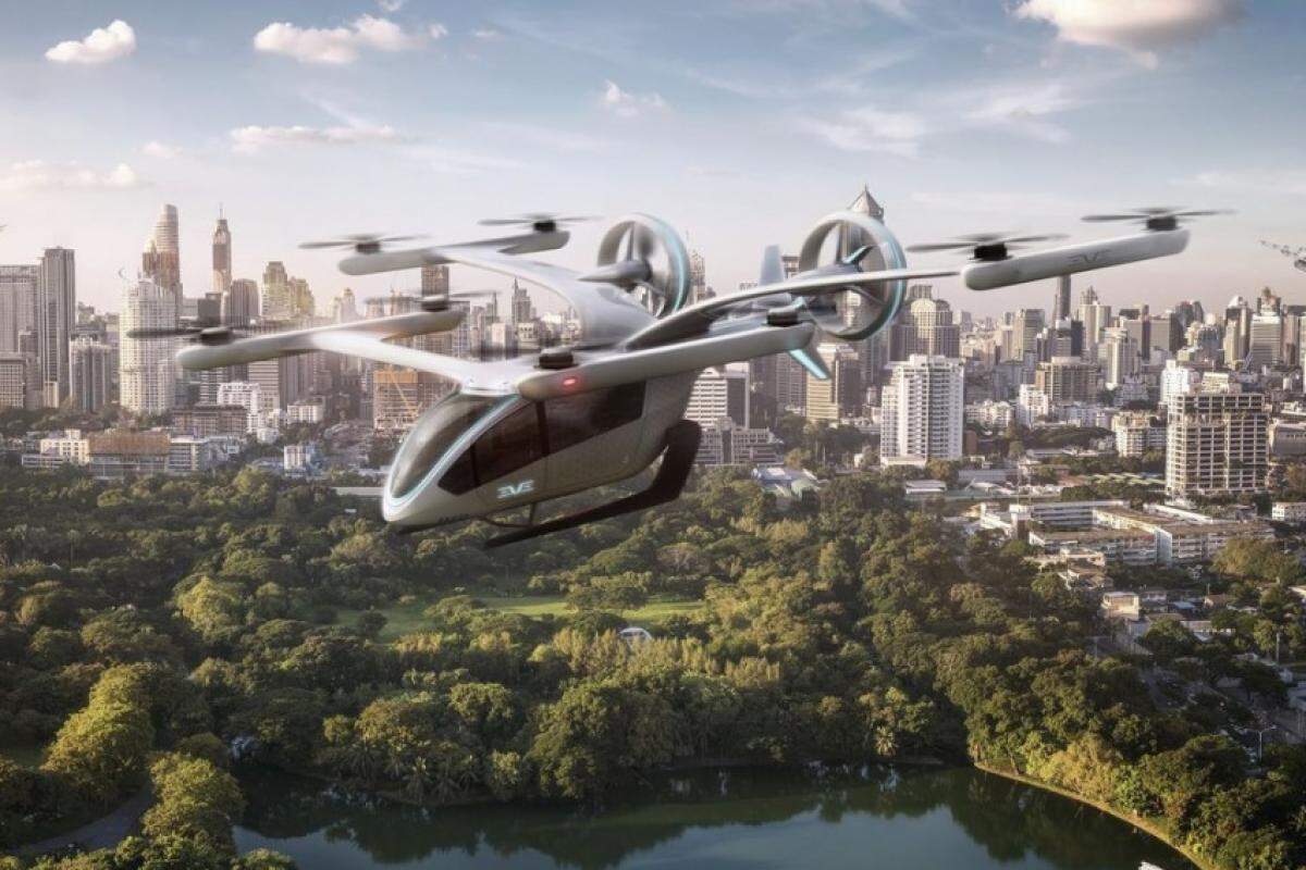 No Brasil, a Anac está recebendo sugestões de representantes do setor para certificar o modelo de eVtol da Eve, controlada pela Embraer