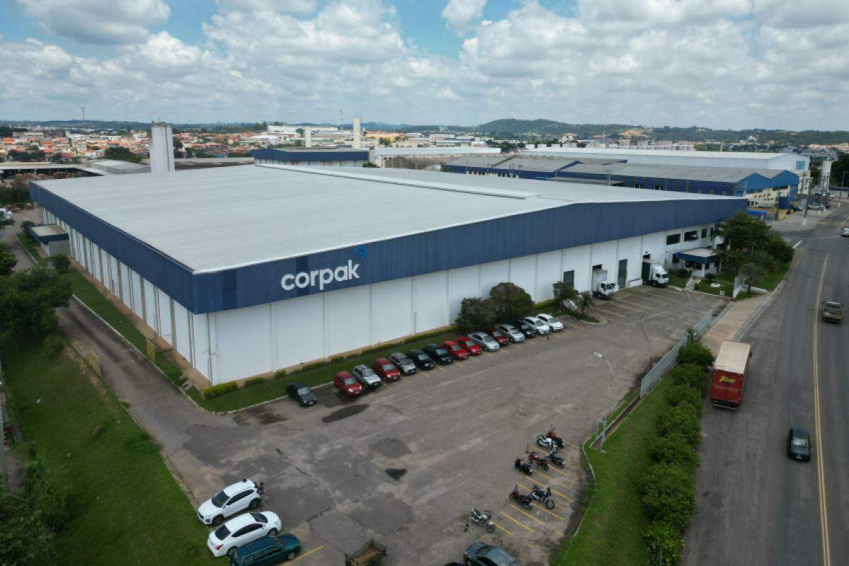 A Corpak orgulha-se de seu parque fabril equipado exclusivamente com máquinas europeias e japonesas de última geração