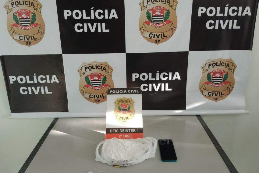 400 gramas de cocaína pura foram apreendidos pela Polícia Civil