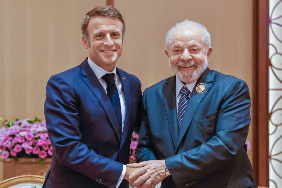 Macron e Lula cumprirão extensa agenda bilateral ao longo dos próximos dias no país