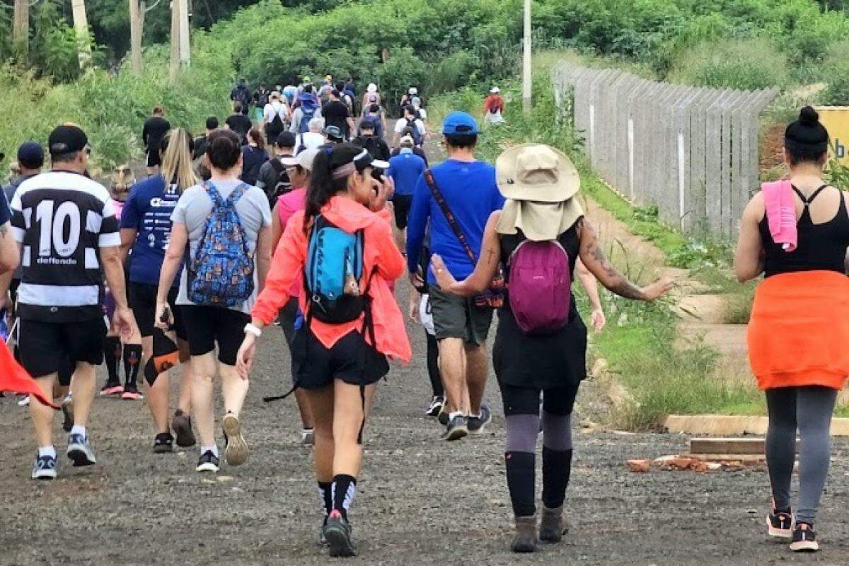 Os participantes percorreram 19 quilômetros até chegar ao bairro Sete Barrocas