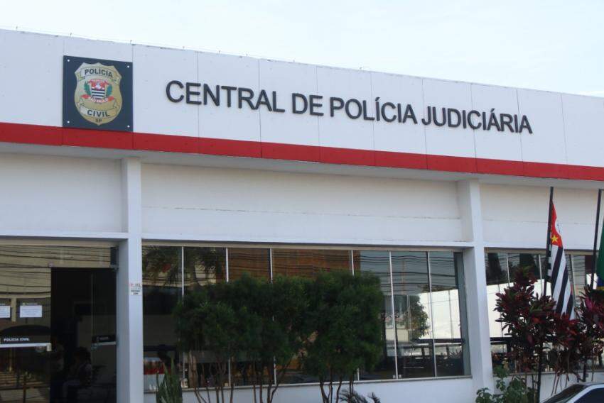 Fachada da sede da Central de Polícia Judiciária (CPJ) de Bauru, onde funciona o Setor de Investigações Gerais (SIG)