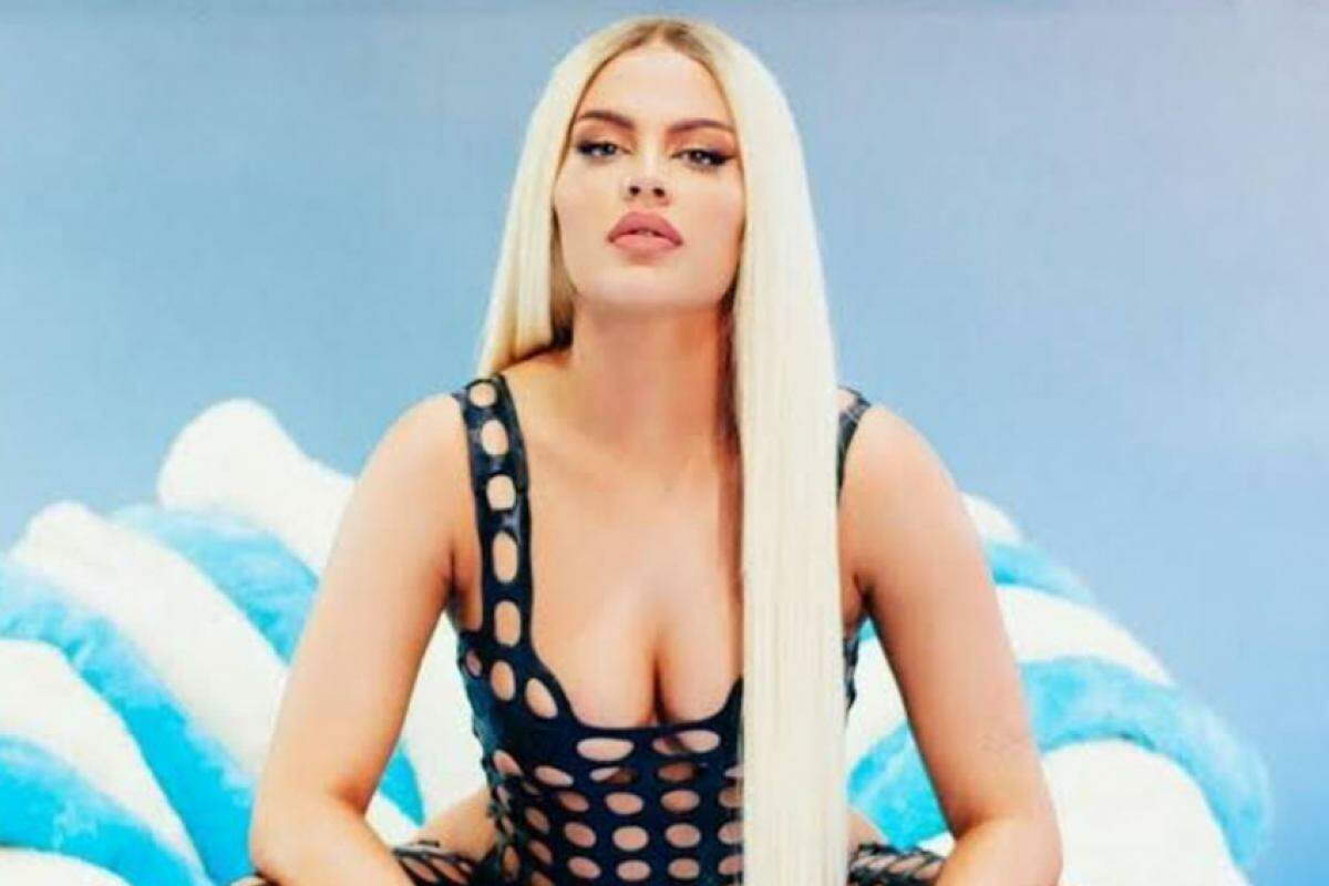 Edição da 'Playboy' com Cleo desbanca a de Xuxa e se torna a mais  valorizada do Brasil, Cultura