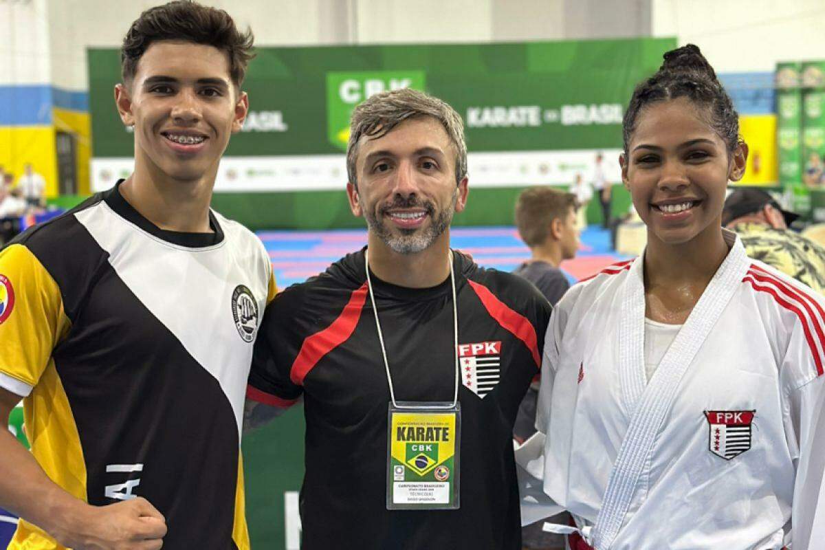 Barbara e Cauã com o técnico Diego Spigolon: dupla irá servir a Seleção Brasileira