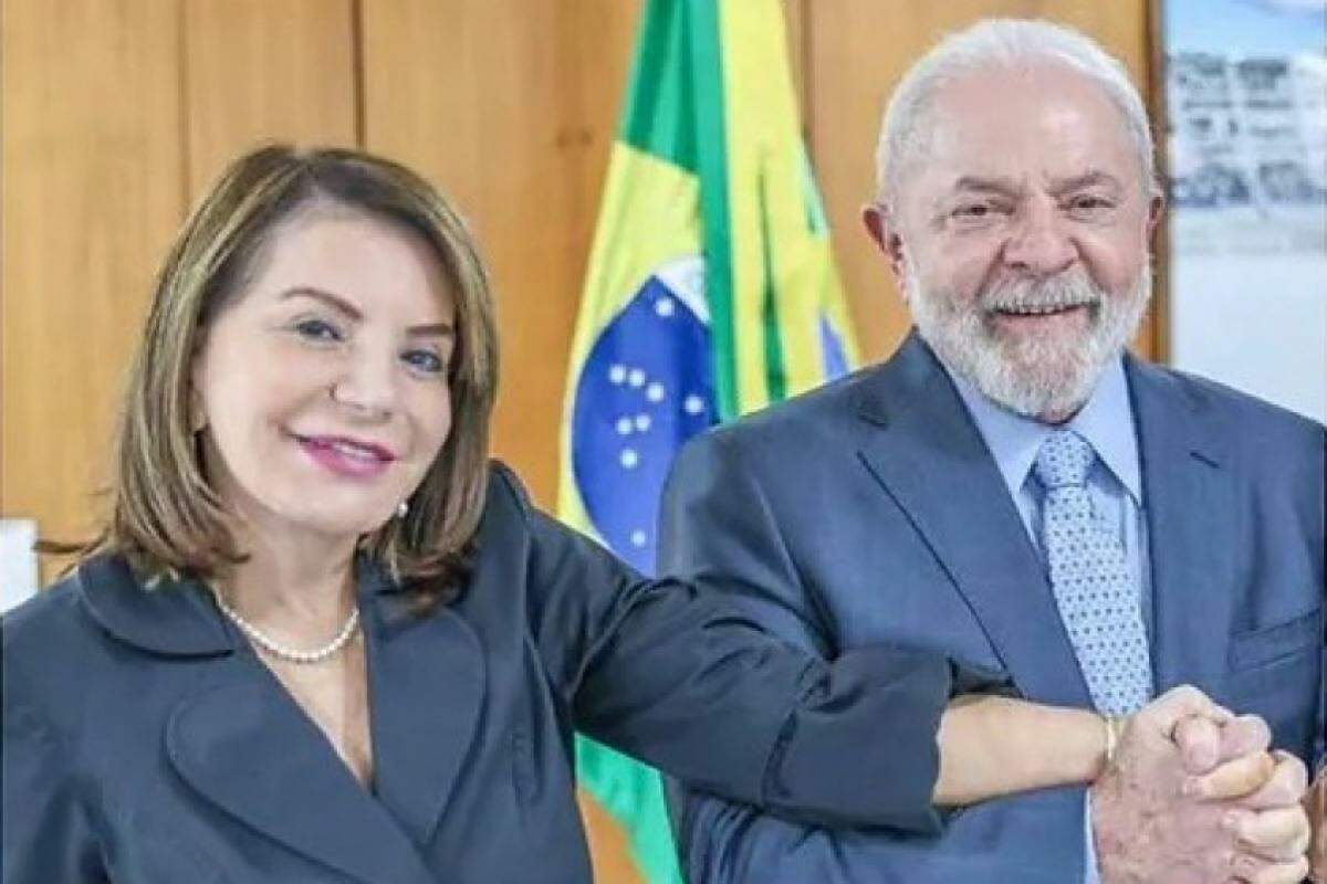 12-03-24-A deputada estadual Professora Bebel com o presidente Lula, que tem investido na melhoria da saúde pública de Piracicaba