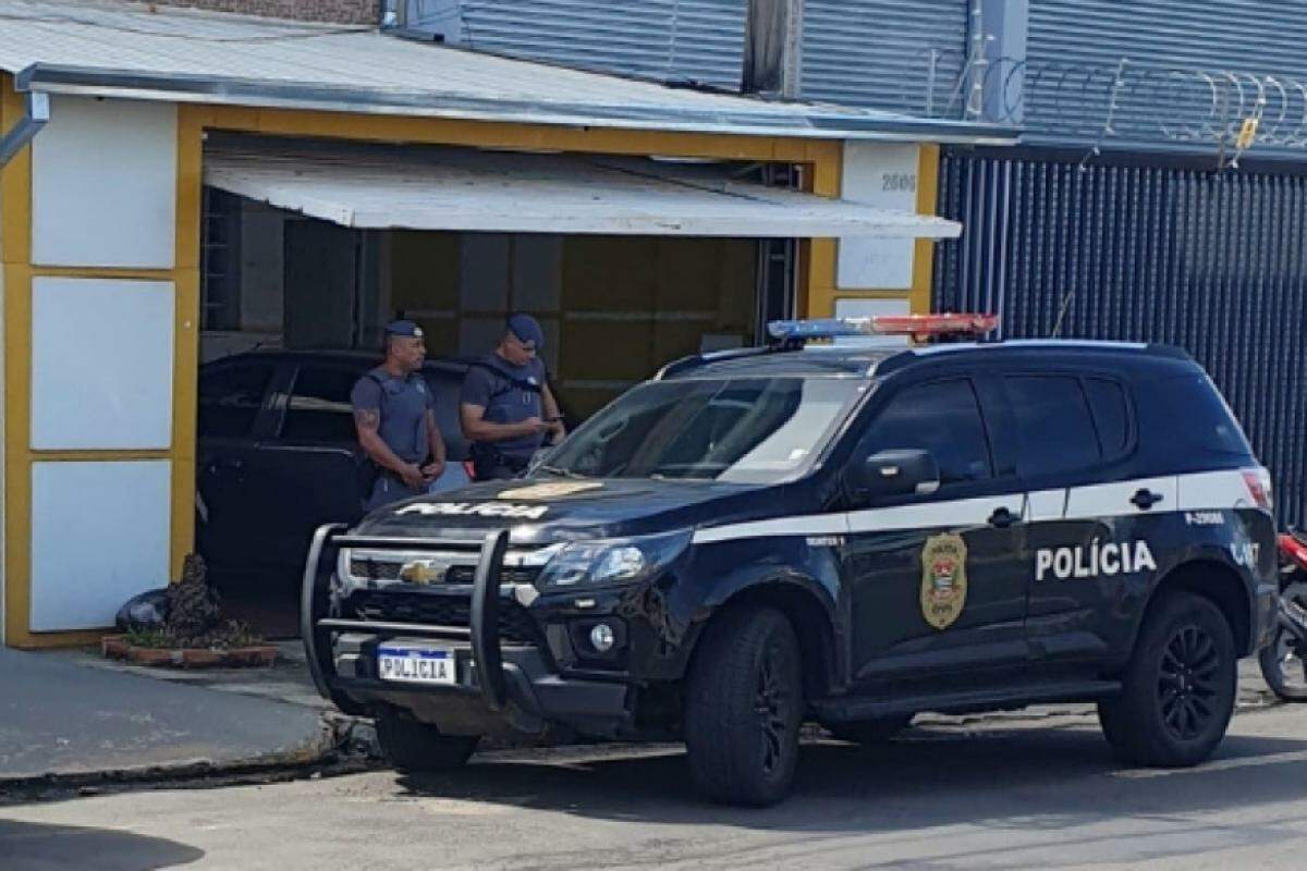 O homicídio ocorreu na região do Quinto Distrito Policial, em Santa Teresinha. 
