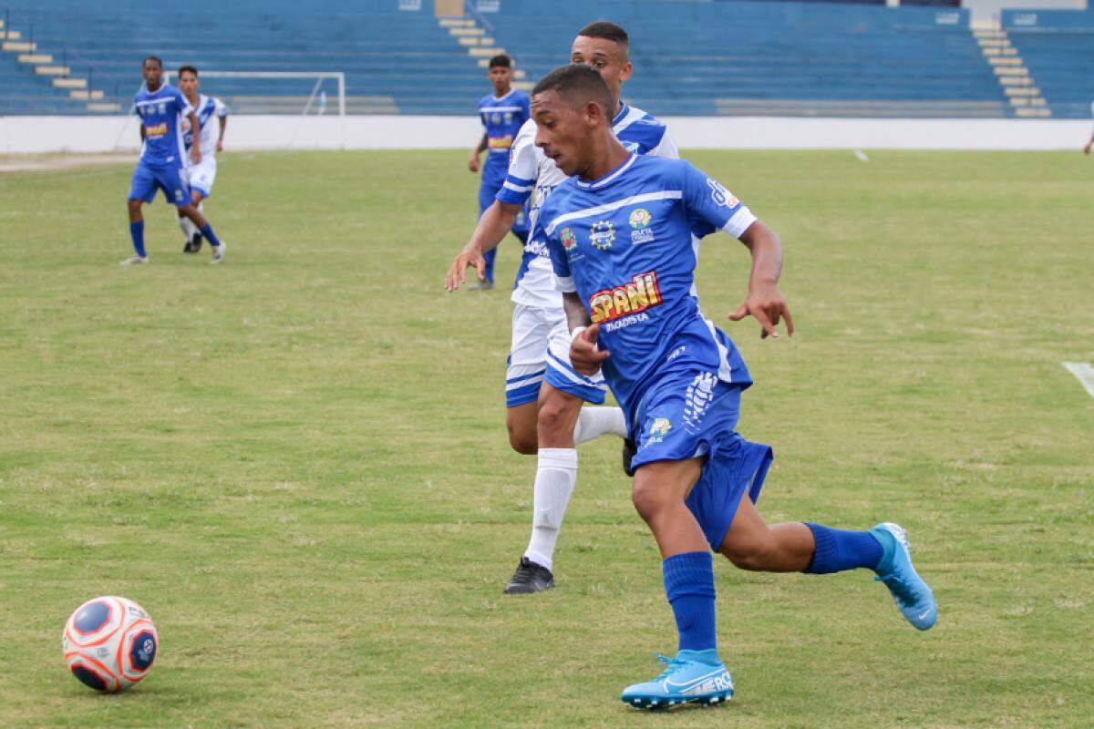 Nicolas em ação pelo Sub-20 do São José, em 2020